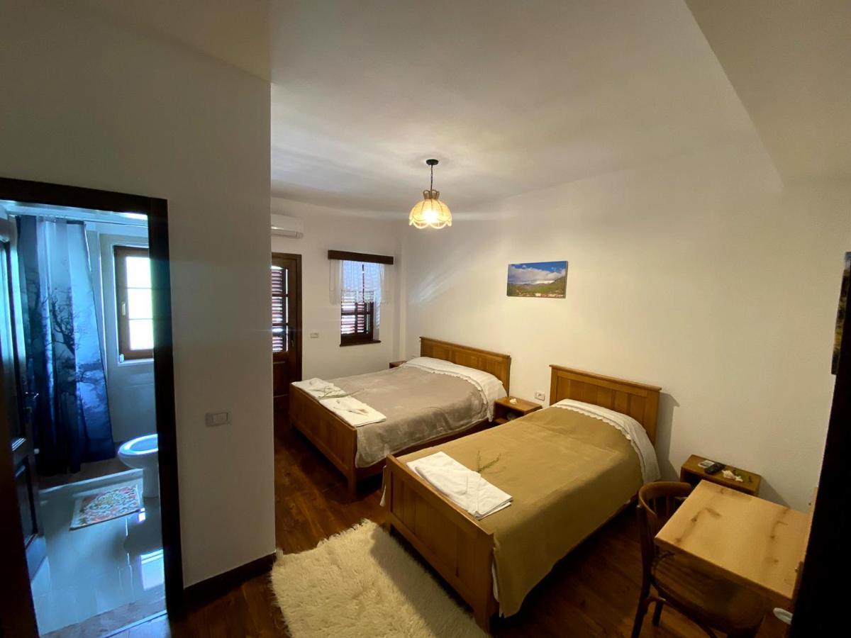 Nena Dashuri Agroturizem Peshkopi Exterior foto